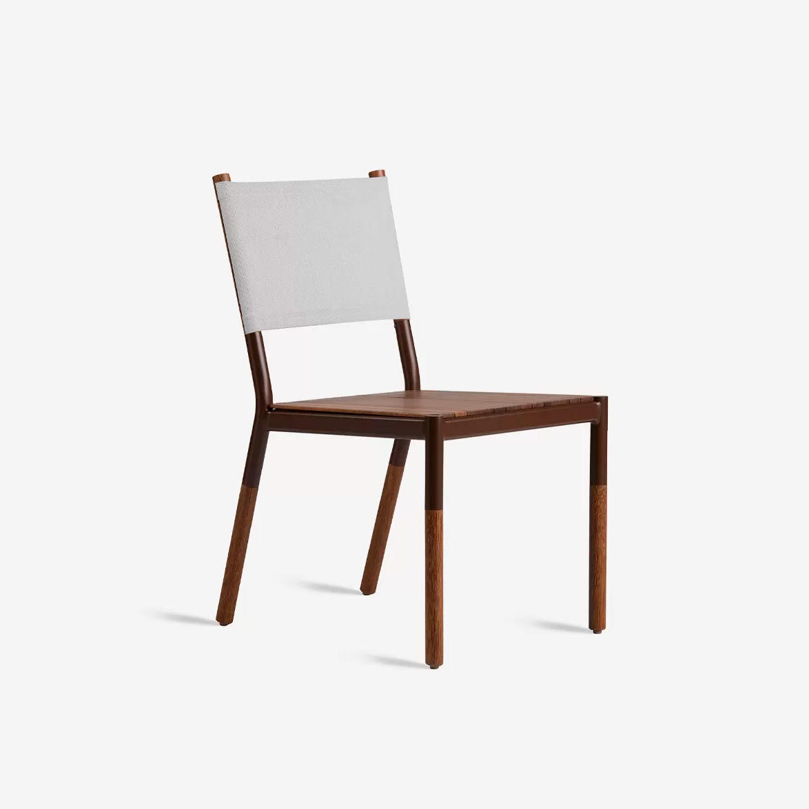 1-main-cadeira-81570022e3f1e3040712